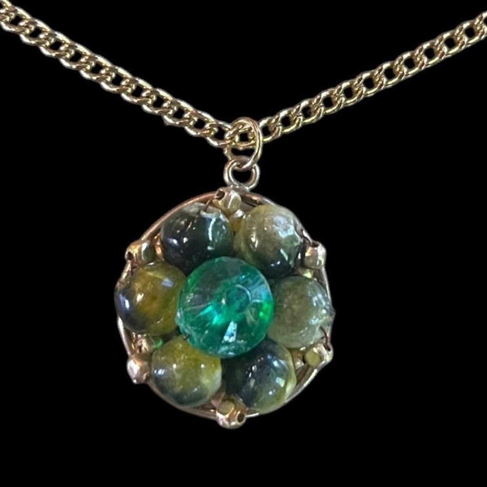 Vintage Green Bead Cluster Pendant Necklace Gold Tone Filigree Curb Chain